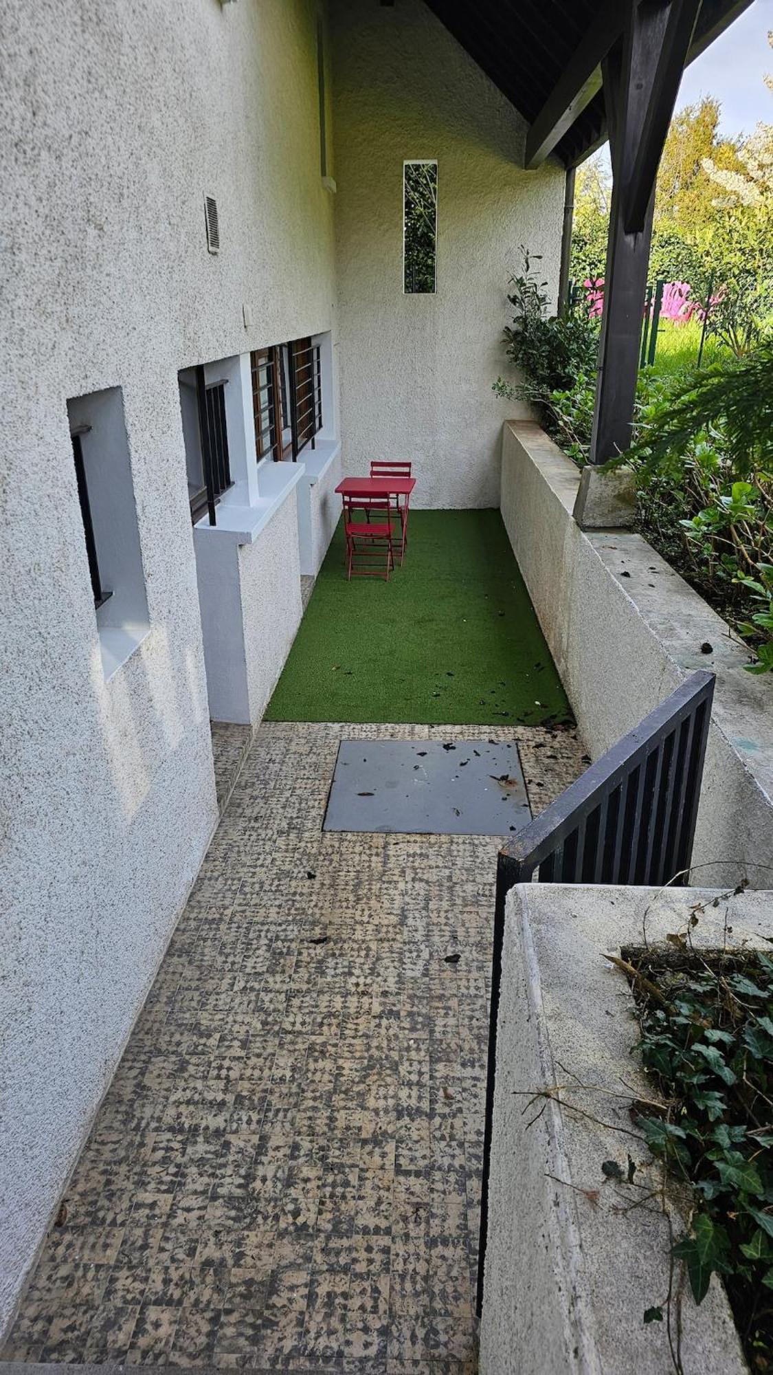 Le Bacchus Lägenhet Thonon-les-Bains Exteriör bild